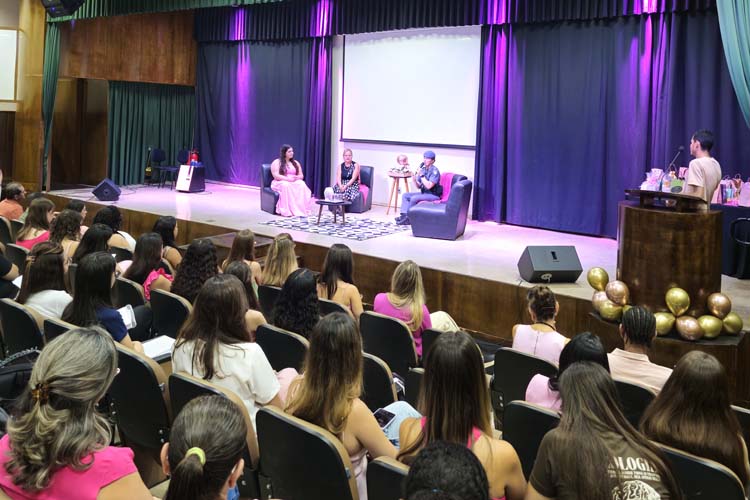 Fundec promove ações de integração entre as unidades de ensino